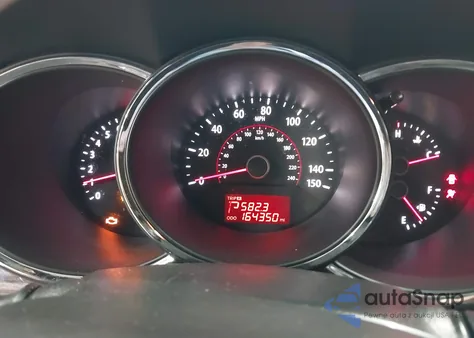 2011 Kia Sorento Lx z USA, uszkodzony, nr VIN 5XYKT3A17BG170717